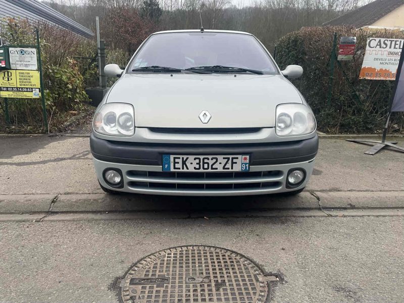 RENAULT CLIO 1.4i 75CV