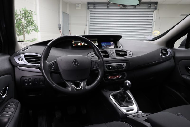 RENAULT Scenic 2016