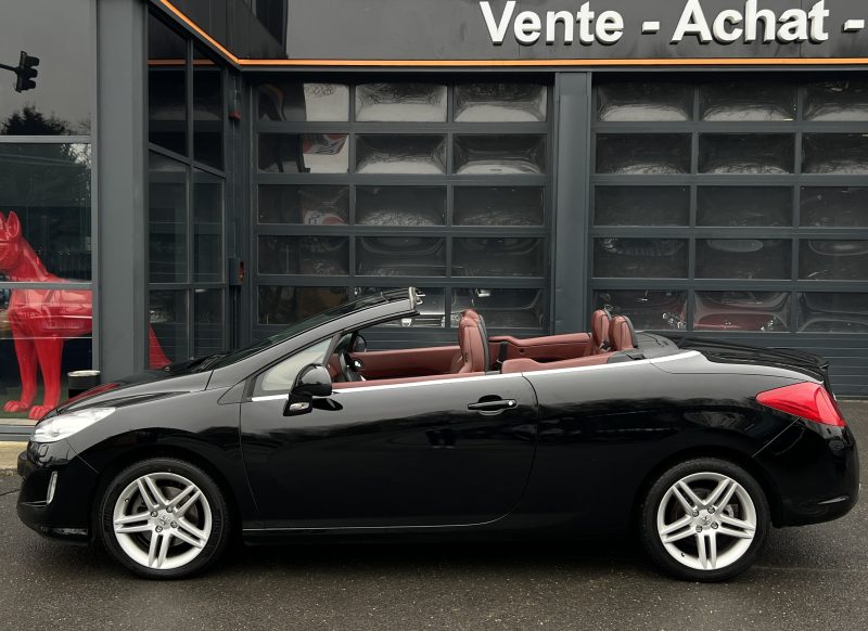 PEUGEOT 308 CC FELINE 2.0 HDI 136 Cv BOITE AUTOMATIQUE INTERIEUR CUIR GPS 87 300 Kms - GARANTIE 1 AN