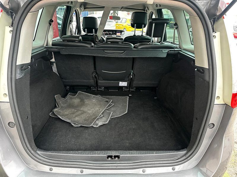 RENAULT MEGANE SCENIC 2015