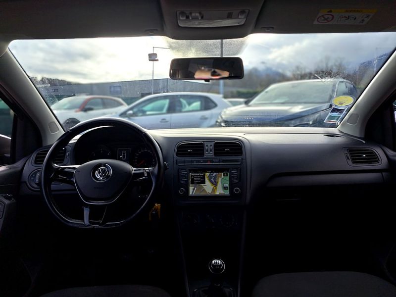 VOLKSWAGEN POLO 2017