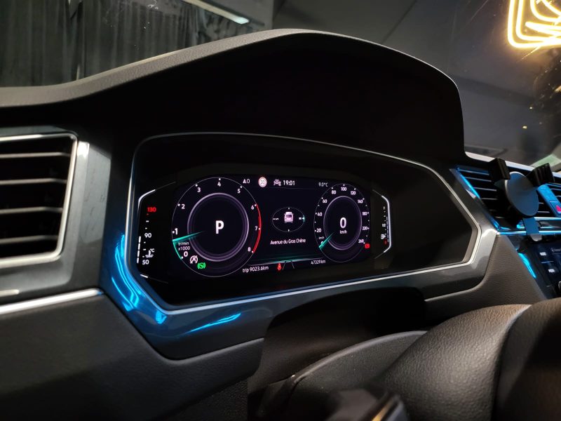 VOLKSWAGEN TIGUAN 1.5 TSI 150 CV ELEGANCE / TOIT OUVRANT + CAMERA 360° + IQ LIGHT /