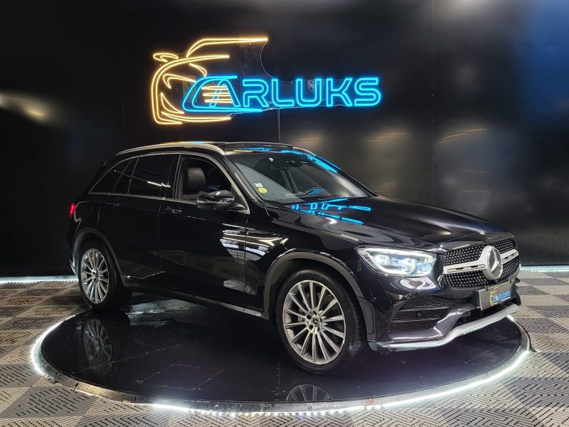 MERCEDES CLASSE GLC 220 d 4MATIC 194cv AMG LINE / TOIT OUVRANT / BURMESTER / APPLE CARPLAY / SIEGES