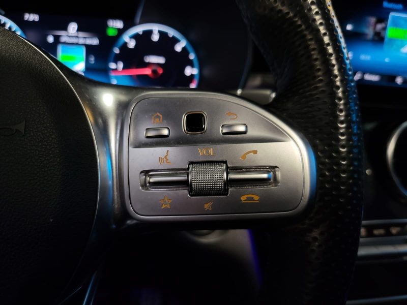 MERCEDES CLASSE GLC 220 d 4MATIC 194cv AMG LINE / TOIT OUVRANT / BURMESTER / APPLE CARPLAY / SIEGES