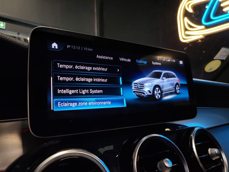 MERCEDES CLASSE GLC 220 d 4MATIC 194cv AMG LINE / TOIT OUVRANT / BURMESTER / APPLE CARPLAY / SIEGES