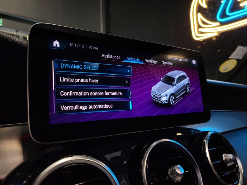 MERCEDES CLASSE GLC 220 d 4MATIC 194cv AMG LINE / TOIT OUVRANT / BURMESTER / APPLE CARPLAY / SIEGES