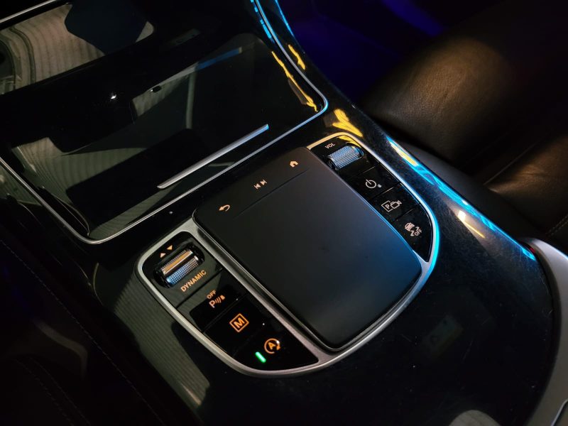 MERCEDES CLASSE GLC 220 d 4MATIC 194cv AMG LINE / TOIT OUVRANT / BURMESTER / APPLE CARPLAY / SIEGES