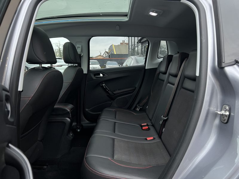 PEUGEOT 2008 PHASE 2 GT-Line 1.2 110 BOITE AUTO GPS CAMERA TOIT PANO APPLE & ANDROID - GARANTIE 1 AN