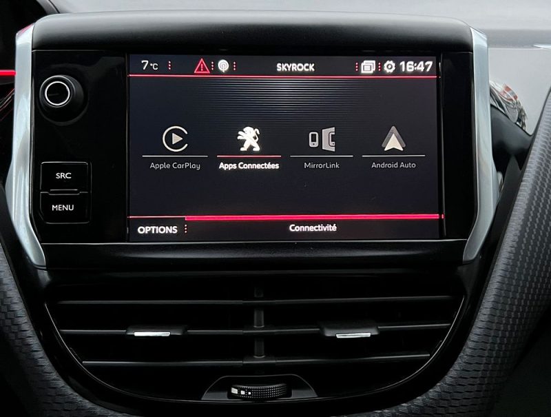 PEUGEOT 2008 PHASE 2 GT-Line 1.2 110 BOITE AUTO GPS CAMERA TOIT PANO APPLE & ANDROID - GARANTIE 1 AN