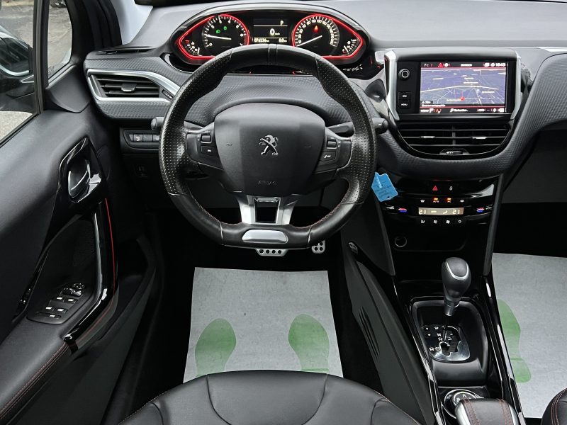 PEUGEOT 2008 PHASE 2 GT-Line 1.2 110 BOITE AUTO GPS CAMERA TOIT PANO APPLE & ANDROID - GARANTIE 1 AN