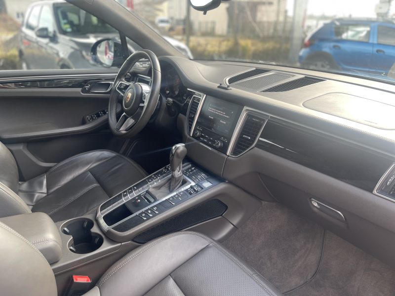 PORSCHE MACAN S 2016