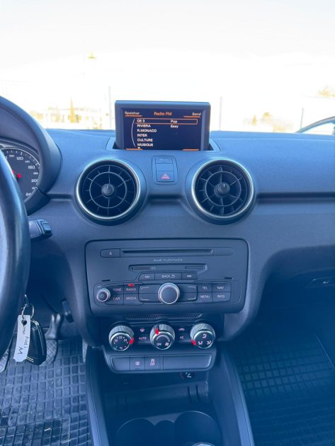 AUDI A1 2011 1.2 tfsi 86CV Ambition / Moteur à Chaine / CT OK 