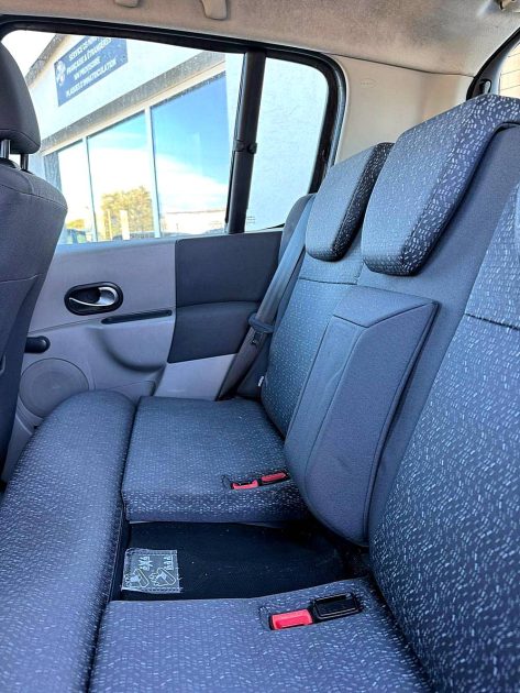 RENAULT  MODUS 2005 1.5dci 65 cv / Distribution Neuve / CT OK 