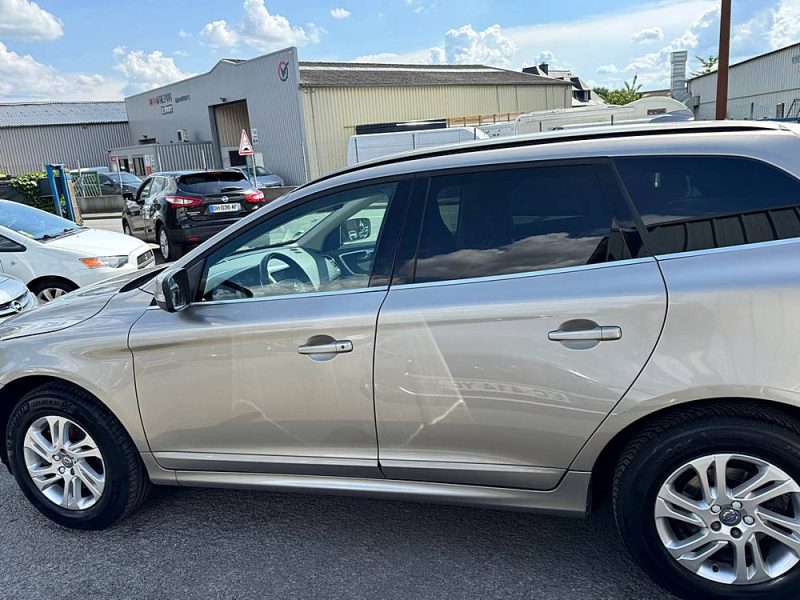 VOLVO XC60 2.0 D3 150CH Momentum