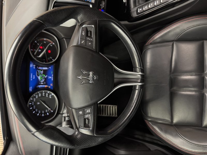 MASERATI LEVANTE 2019