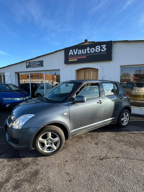 Suzuki Swift  1.3 90cv 4x4 / Moteur à Chaine / CT OK 