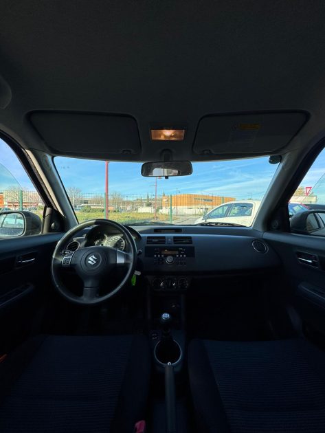 Suzuki Swift  1.3 90cv 4x4 / Moteur à Chaine / CT OK 