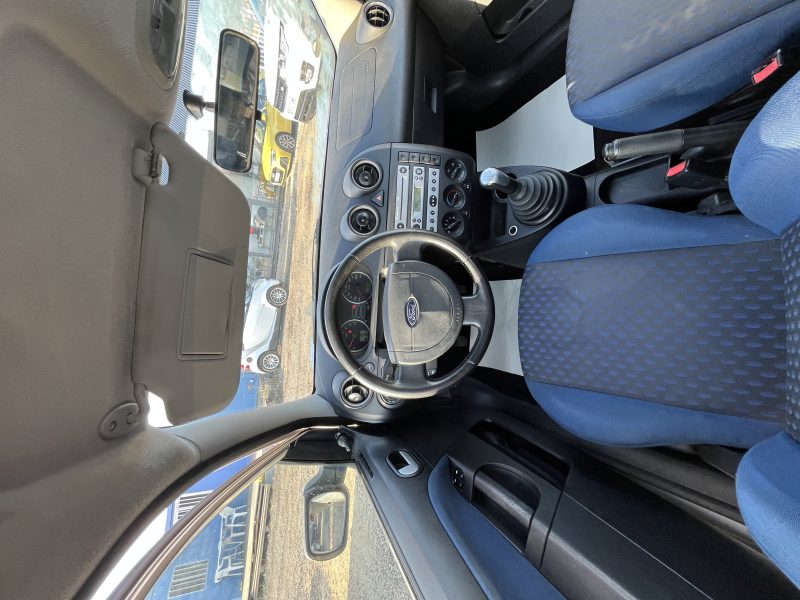 FORD FIESTA 5 1.3i - 70Cv - 8V