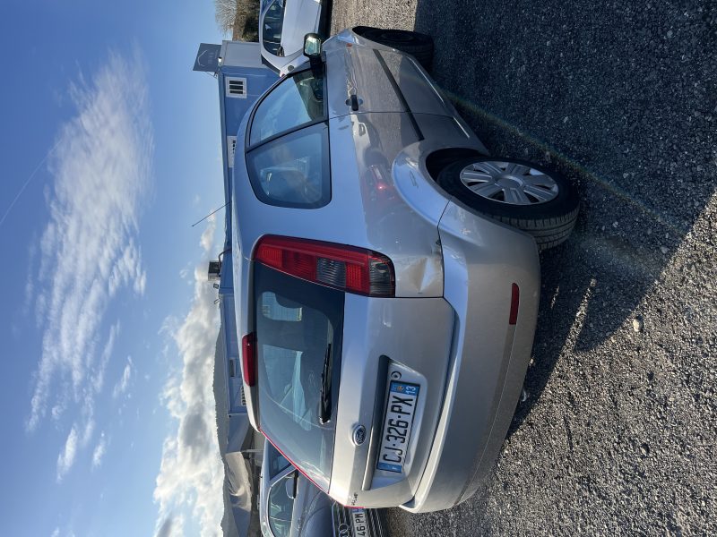 FORD FIESTA 5 1.3i - 70Cv - 8V