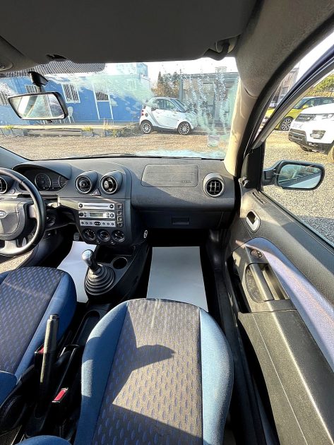 FORD FIESTA 5 1.3i - 70Cv - 8V