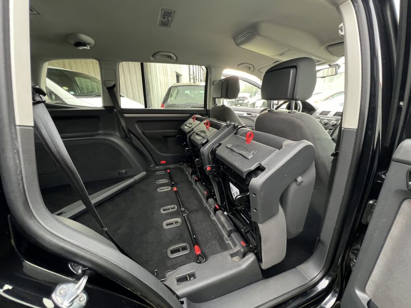 VOLKSWAGEN TOURAN II 1.6 TDI BLUEMOTION 105 Cv BOITE AUTOMATIQUE DSG7 GPS CRIT AIR 2 - GARANTIE 1 AN