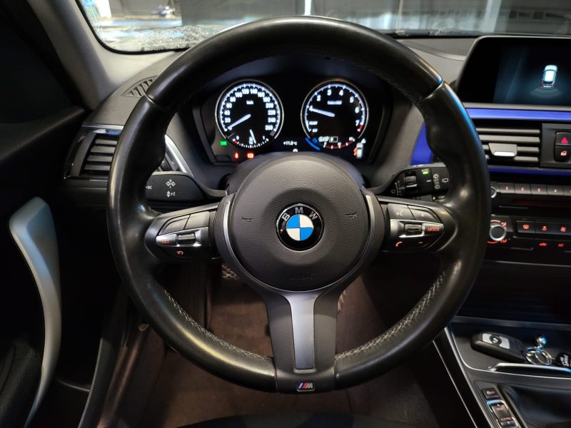 BMW 1 F20 118 i 136cv BUSINESS DESIGN  VOLANT M SPORT / SIEGES CHAUFFANTS / RADARS AR