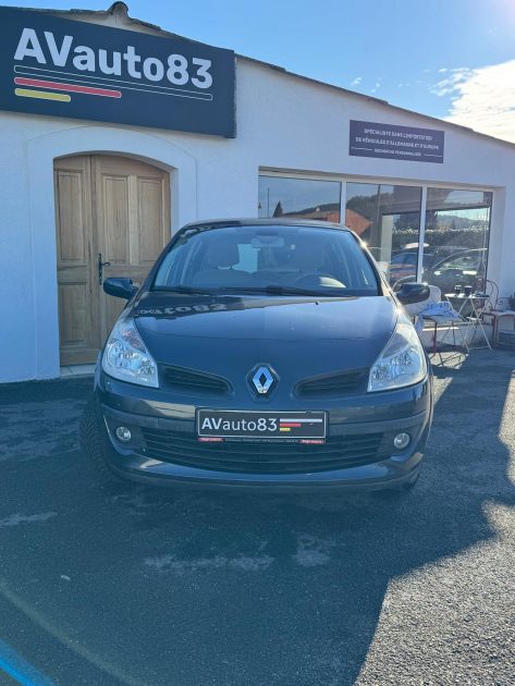 RENAULT CLIO 2005 Première Main / CT OK / Distribution Neuve 