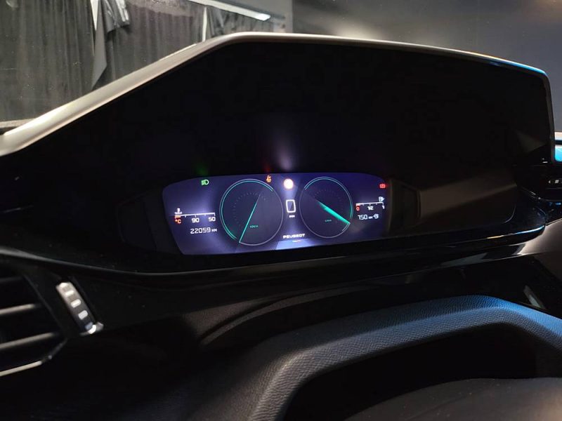 PEUGEOT 308 1,2 PURETECH 110 ACTIVE PACK / SUIVI PEUGEOT / 1ERE MAIN / APPLE CARPLAY