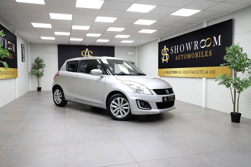 SUZUKI SWIFT 2015