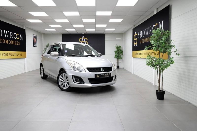 SUZUKI SWIFT 2015