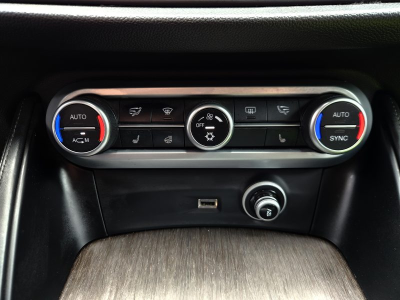 Alfa Romeo Stelvio 2.0 TURBO 280 Q4 SPORT EDITION AT8*CAMERA*ACC*CUIR*XENON*