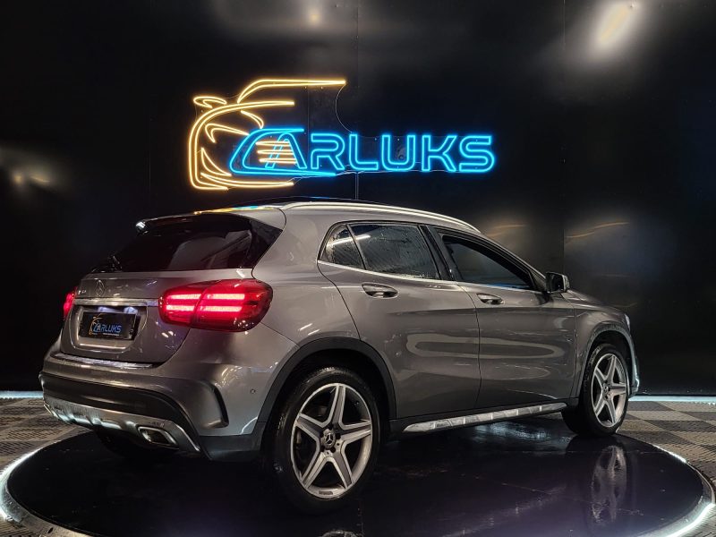 MERCEDES GLA 200 AMG TOIT OUVRANT / SIEGES CHAUFF / CARPLAY / CAMERA / ANGLES MORTS