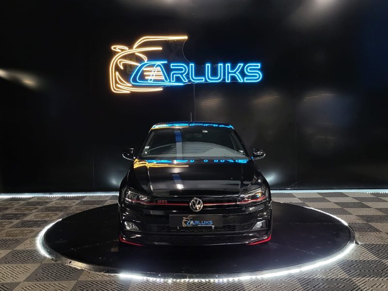 VOLKSWAGEN POLO GTI 2.0 DSG 6 / CARPLAY + REGULATEUR ADAPTATIF + SIEGES CHAUFFANTS /