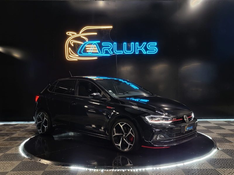 VOLKSWAGEN POLO GTI 2.0 DSG 6 / CARPLAY + REGULATEUR ADAPTATIF + SIEGES CHAUFFANTS /
