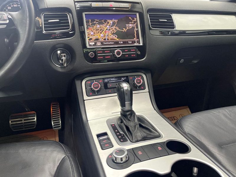 VOLKSWAGEN TOUAREG 2010