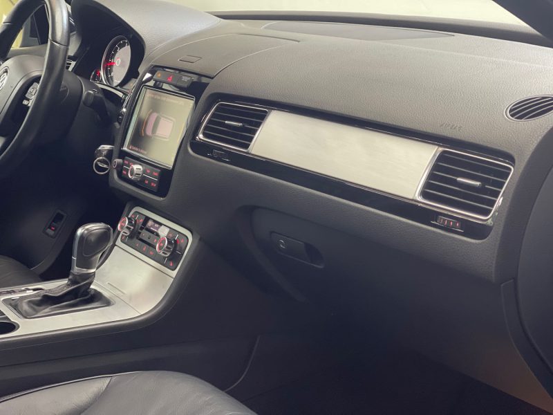 VOLKSWAGEN TOUAREG 2010