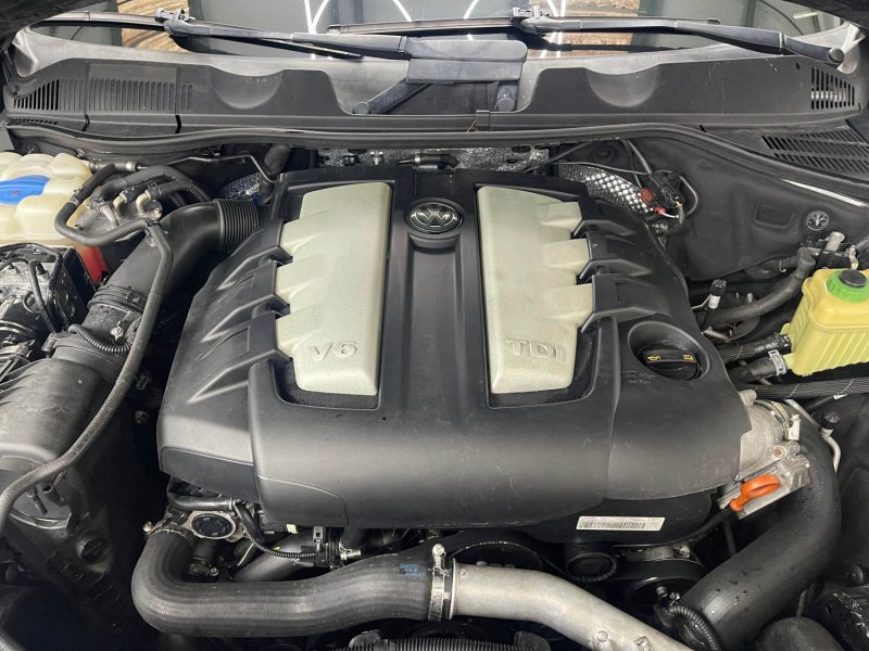 VOLKSWAGEN TOUAREG 2010