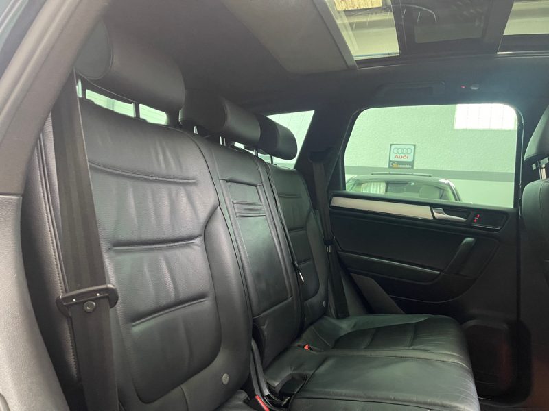 VOLKSWAGEN TOUAREG 2010