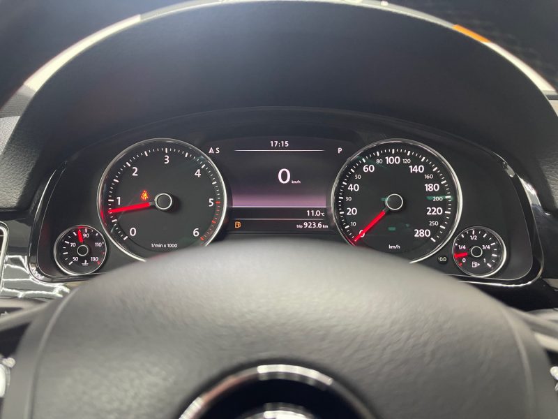 VOLKSWAGEN TOUAREG 2010