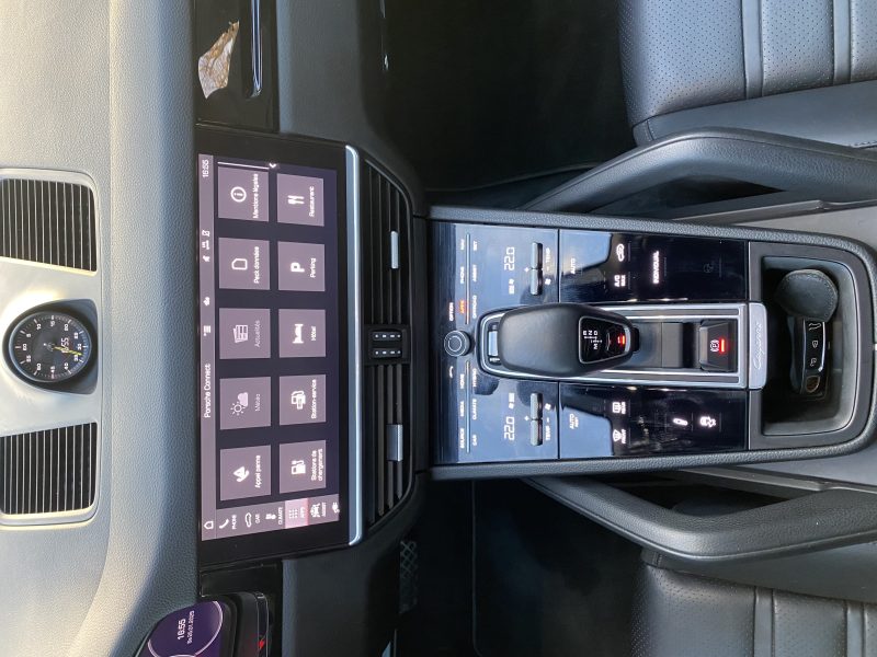 PORSCHE CAYENNE E-HYBRID 2020