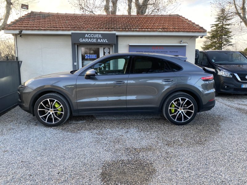PORSCHE CAYENNE E-HYBRID 2020