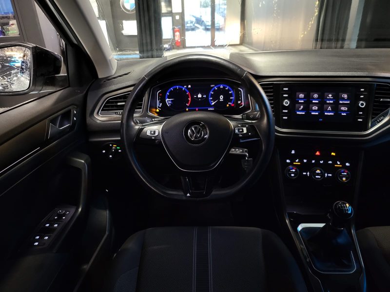 VOLKSWAGEN T-ROC 1.0 TSI BVM6 LOUNGE / VIRTUAL COCKPIT + CARPLAY + SIEGGES CHAUFFANTS / /