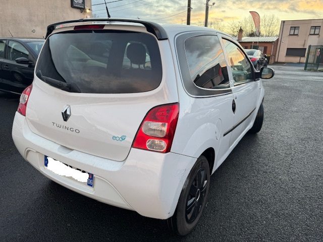 RENAULT TWINGO 2 2011