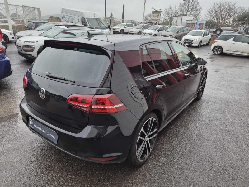VOLKSWAGEN GOLF VII 2015