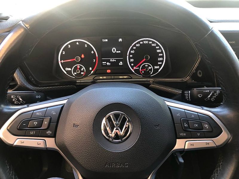 VOLKSWAGEN T-CROSS 2020