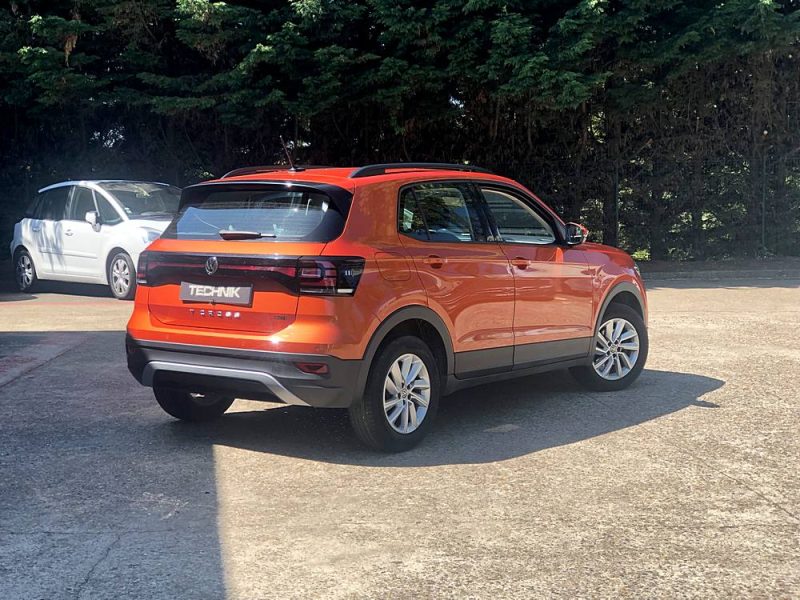 VOLKSWAGEN T-CROSS 2020