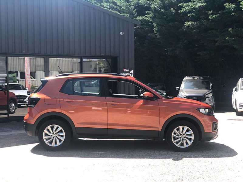 VOLKSWAGEN T-CROSS 2020