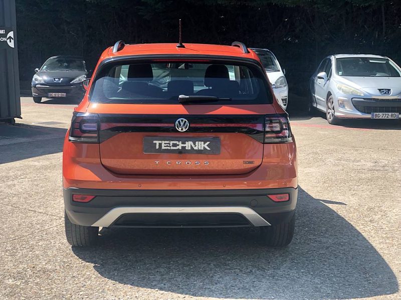 VOLKSWAGEN T-CROSS 2020