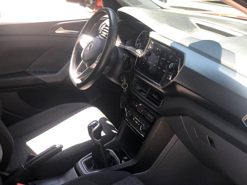 VOLKSWAGEN T-CROSS 2020