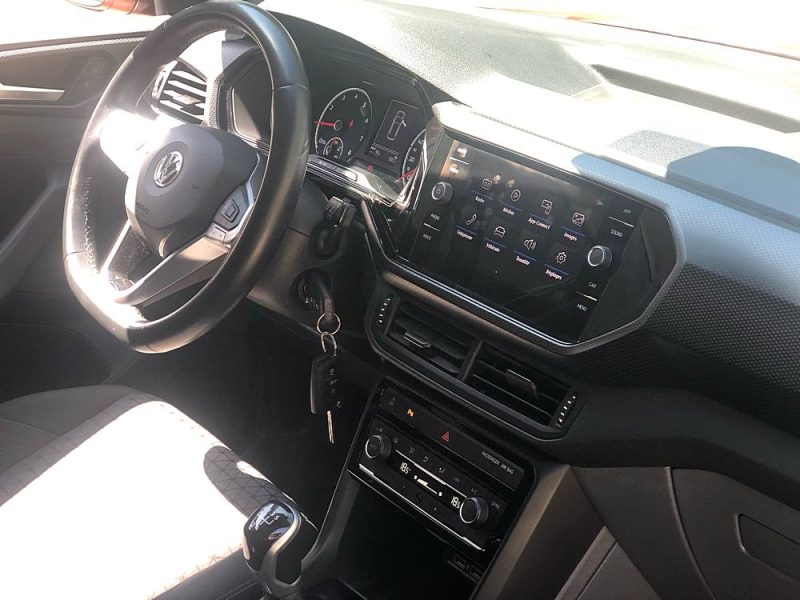 VOLKSWAGEN T-CROSS 2020
